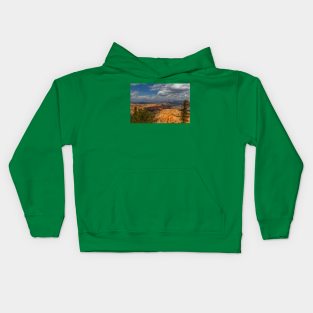 Bryce Canyon View 3 Kids Hoodie